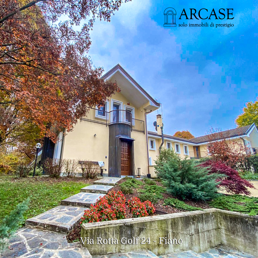 Immagine copertina news per Arcase propone una magnifica Villa su tre livelli nel Parco della Mandria - Via Rotta Golf 24, Fiano